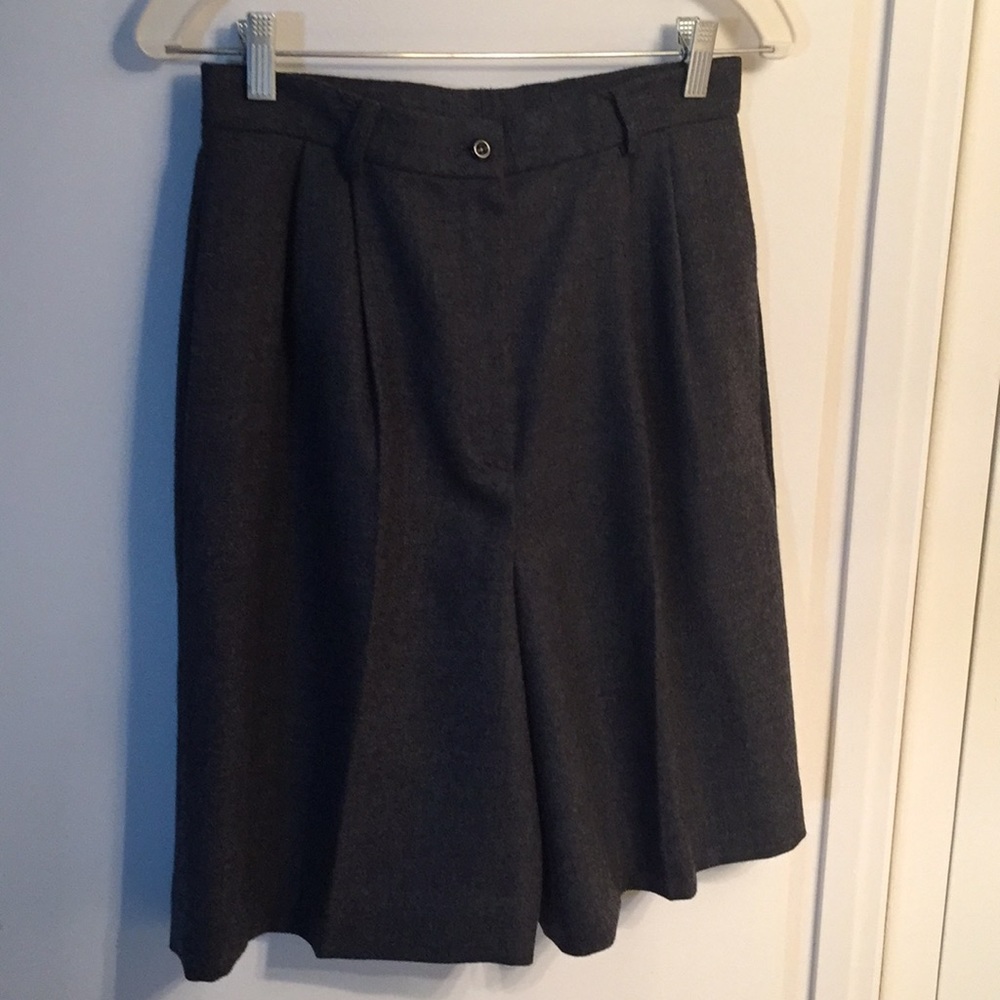 Carlisle/Sport  lined wool shorts